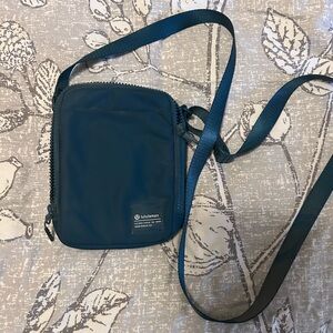 lululemon athletica Teal Belt Bag